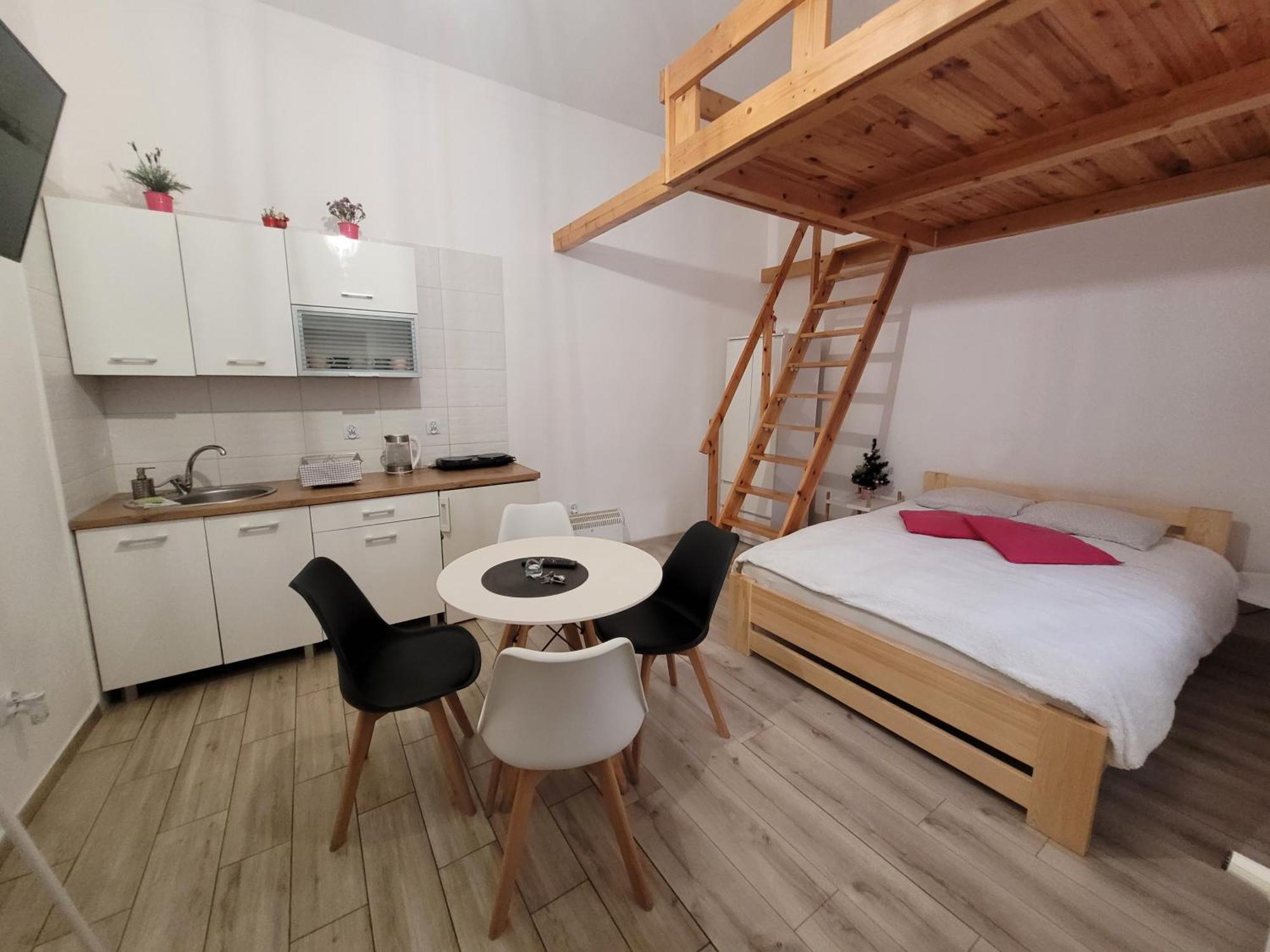 Willa Nad Potokiem Kudowa-Zdrój Esterno foto