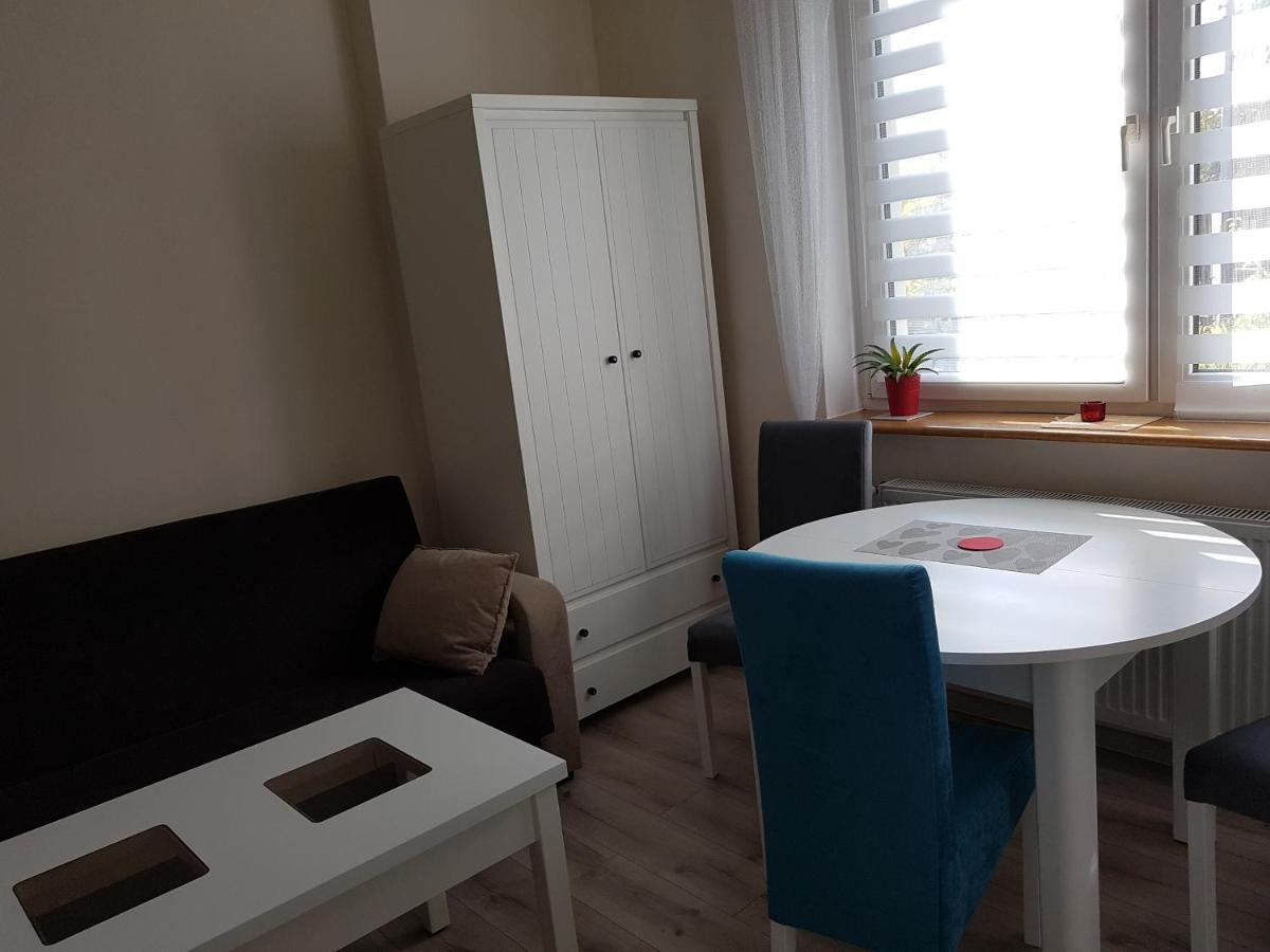 Willa Nad Potokiem Kudowa-Zdrój Esterno foto
